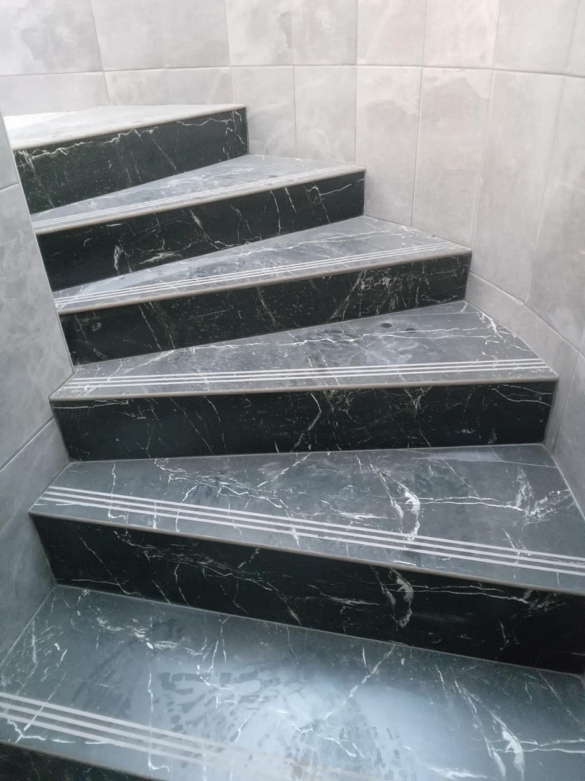 Укладка плитки качественно от 300лей м2 изображение 1