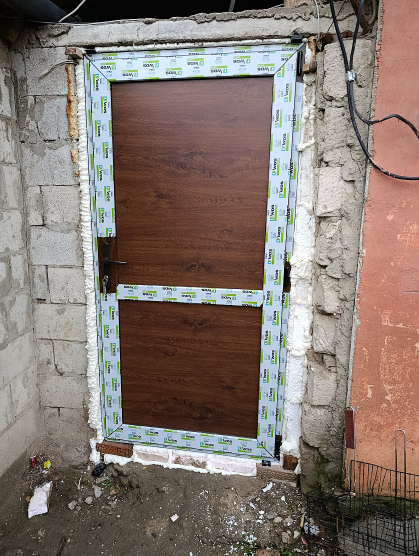 Ремонт окон и дверей из ПВХ и алюминия изображение 6