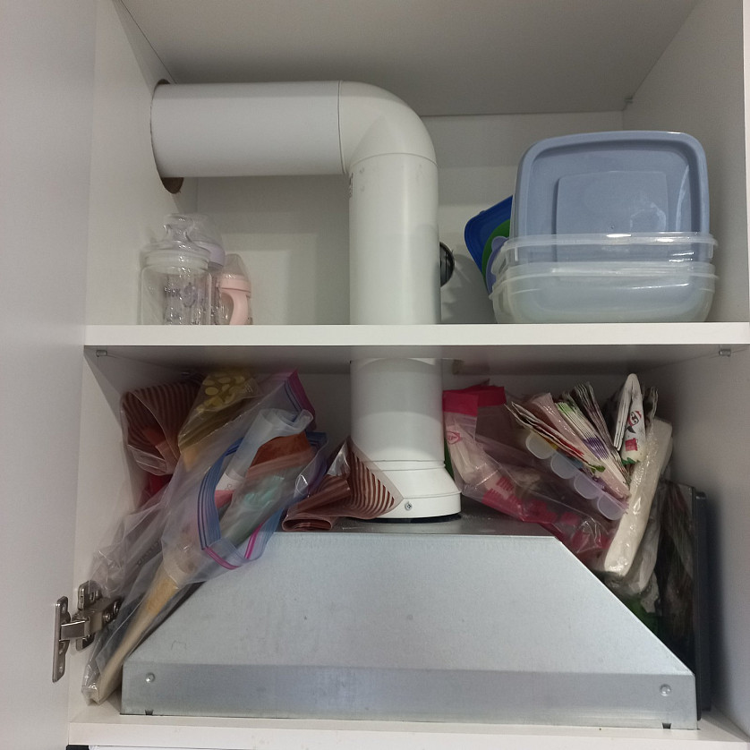 Монтаж вытяжки над плитой. изображение 1