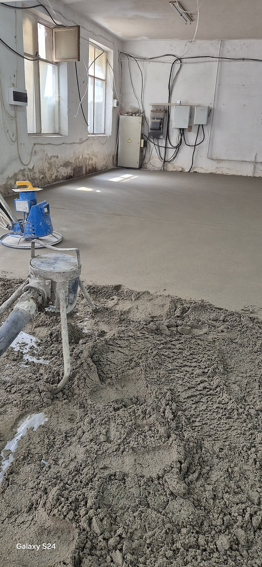 Șapă mecanizata semiumeda. Стяжка полусухая изображение 2